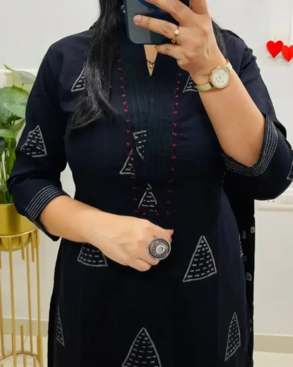 A-Line Black Cotton Suit Set Front