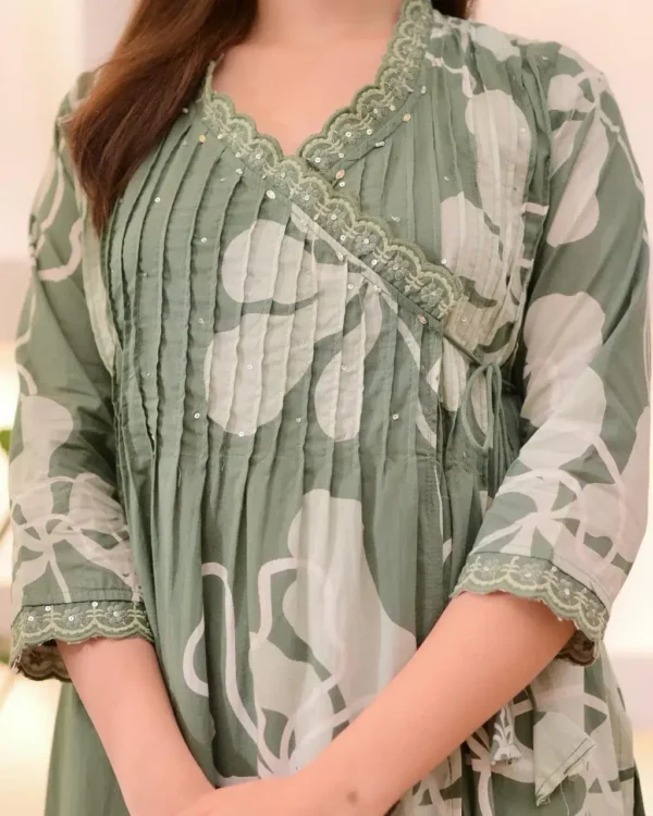 A-Line Green Cotton Suit Set 1