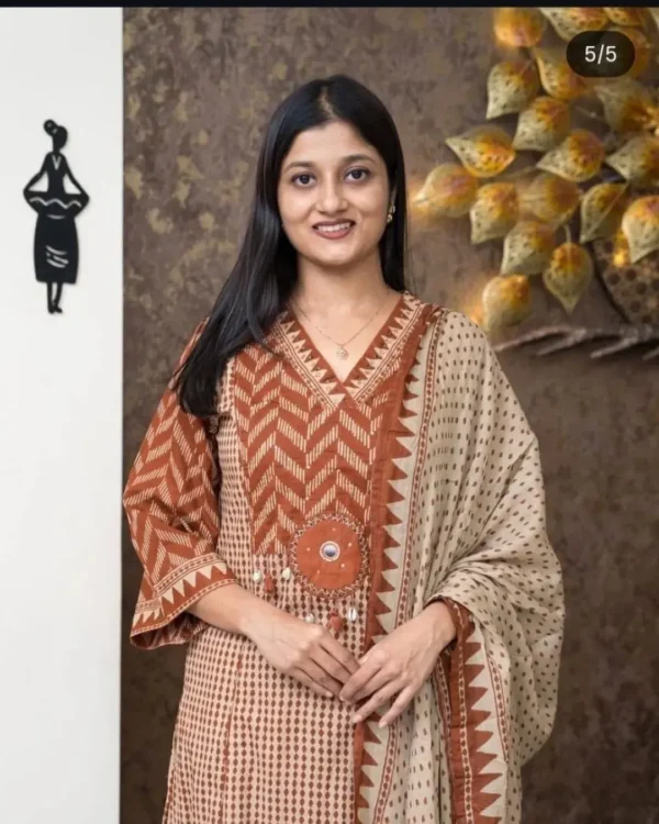 Cotton Brown Kurti Pant With Dupatta Set Front