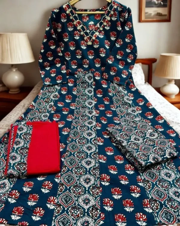 Cotton Print Kurti Pant Dupatta Set Front