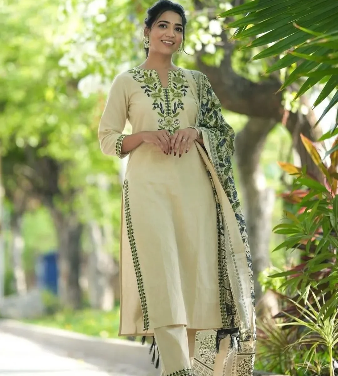 White Khadi Cotton Kurti​ Pant Dupatta Set