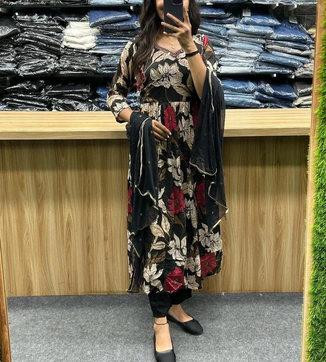 Black Naira Cut Kurti Pant Dupatta Set