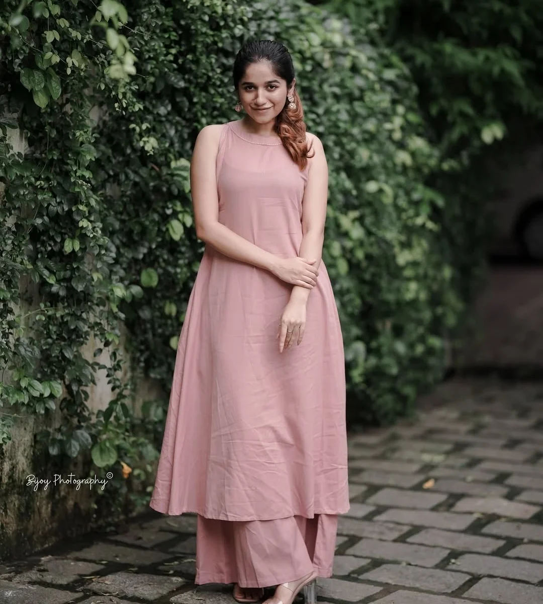 Peach Cotton Slub Sleeveless Kurti With Palazzo Set​