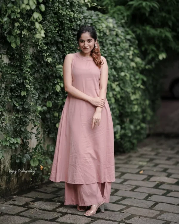 Peach Cotton Slub Sleeveless Kurti With Palazzo Set​