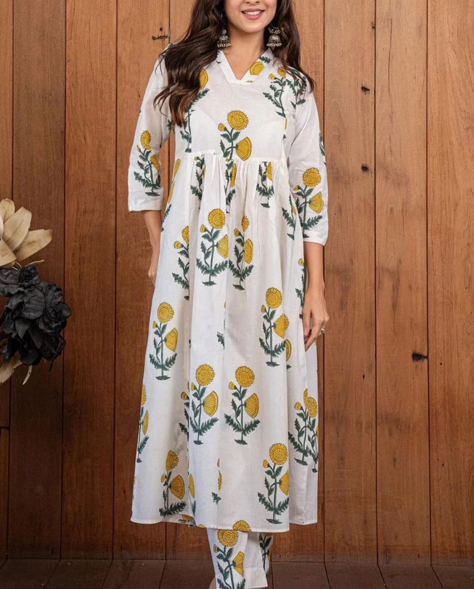 Floral White Printed Kurti Pant Set