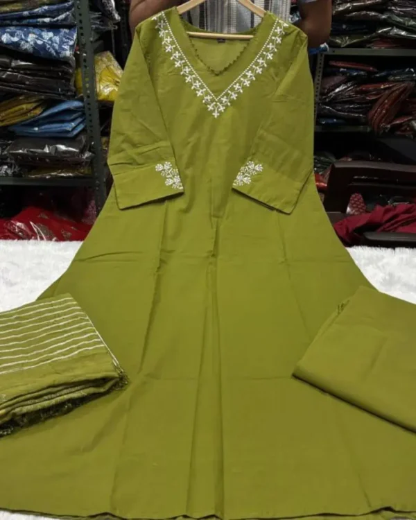 Cotton Green Colour Kurti Pant Dupatta Set​ 1