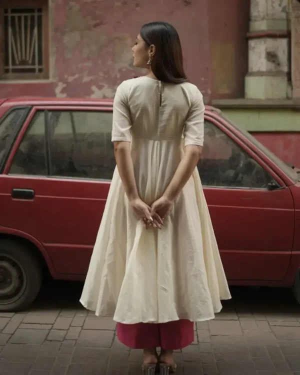Off White Kurti Combination With Pant Set Back Side