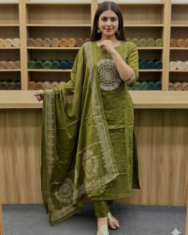 Cotton Green Colour Kurti Pant Dupatta Set​