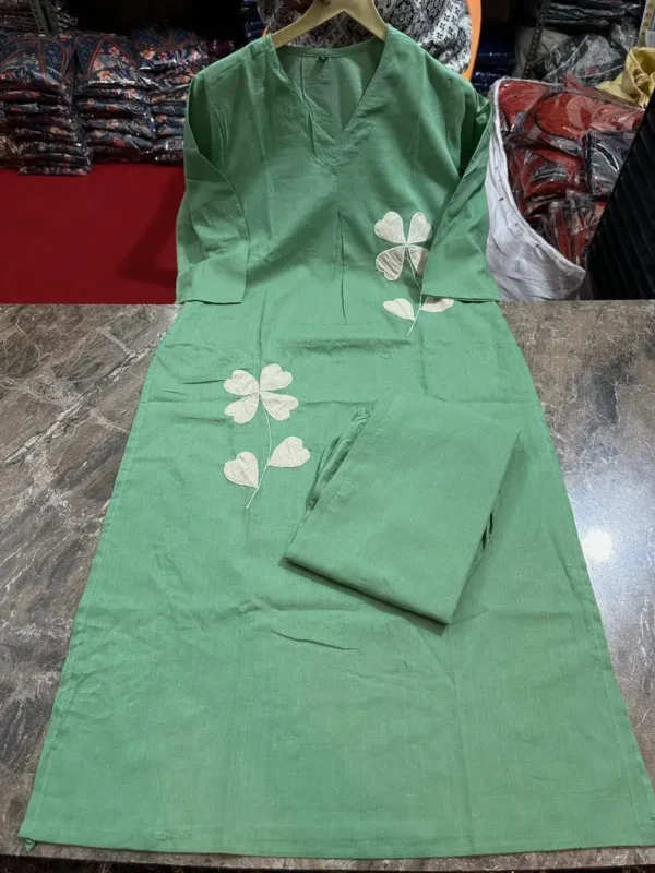 Floral Printed Green Kurti Pant Set 1