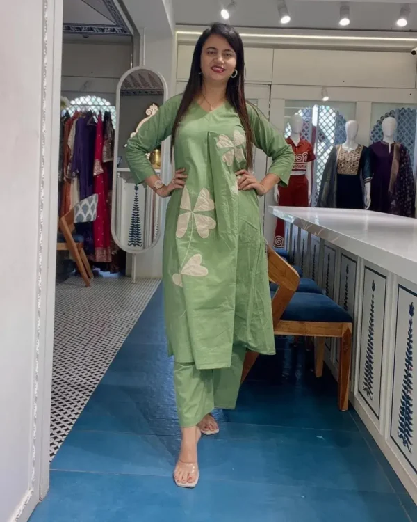 Floral Printed Green Kurti Pant Set