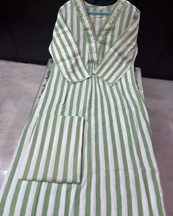 Office Wear Rayon Green Kurti Pant Set 1 (2)