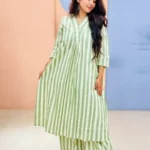 Office Wear Rayon Green Kurti Pant Set (2)