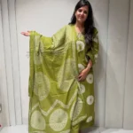 Floral Printed Green Kurti Pant Set
