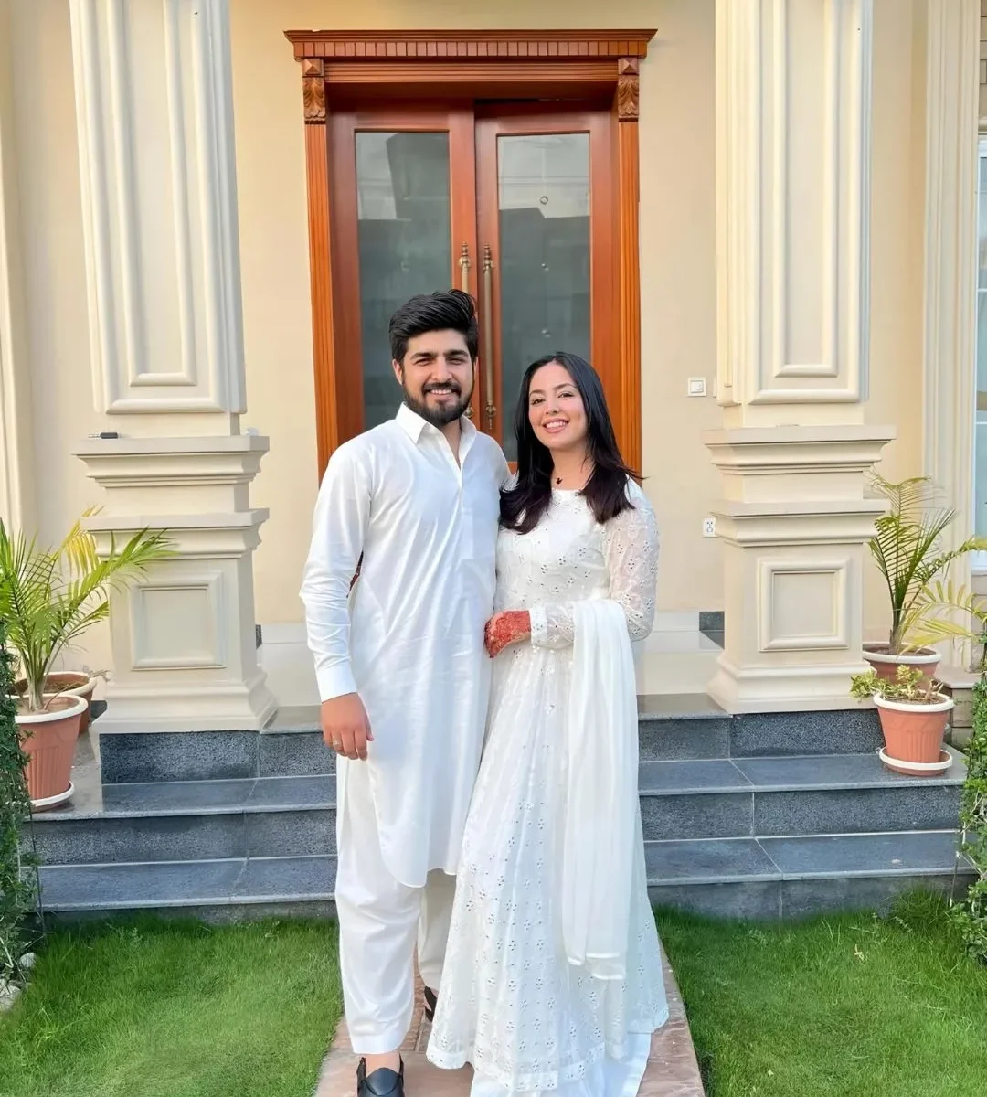 Faux Blooming White Anarkali Suit Set