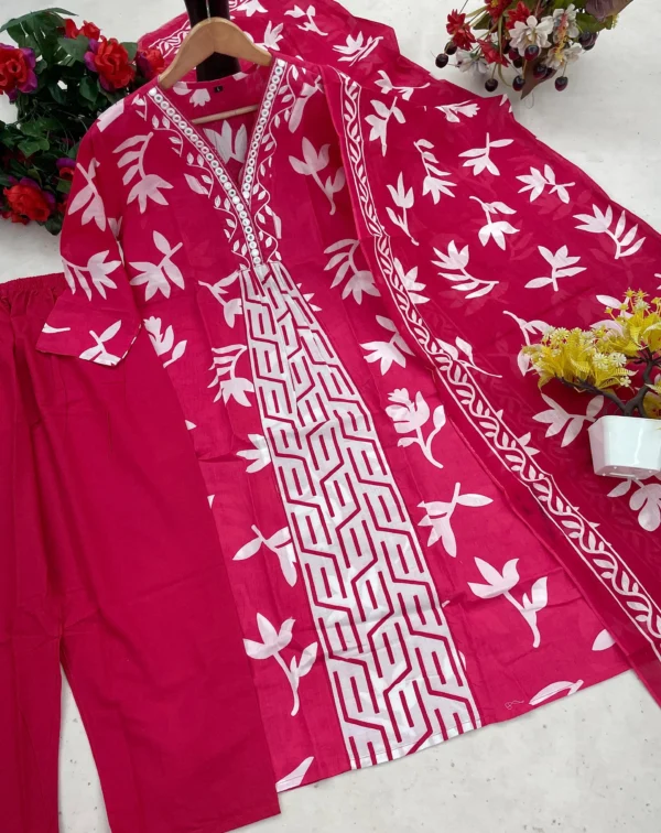 Floral Sanganeri Printed Cotton Suit Set