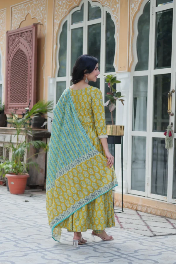 Pure Cotton Green Salwar Suit Set