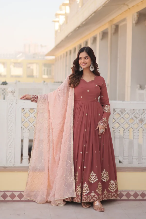 Kurta Set For Women Party Wear