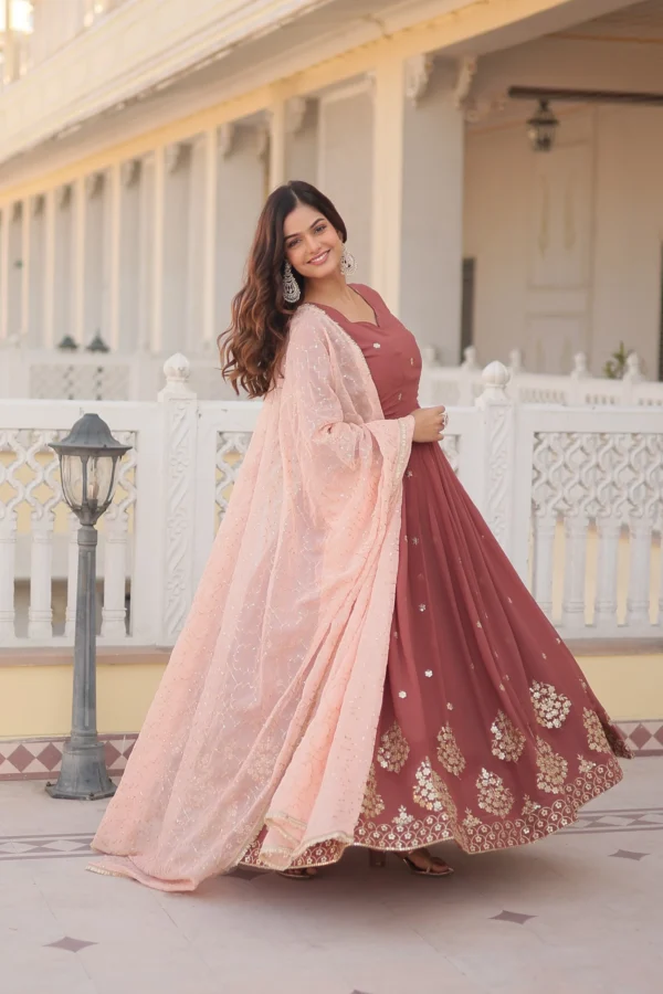 Kurta Set For Women Party Wear