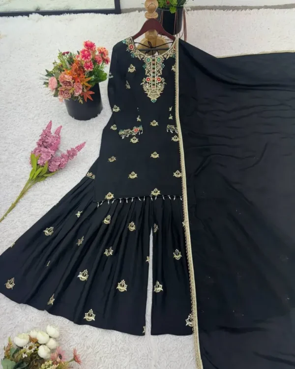 Chinon Silk Heavy Party Wear Suit Set Front