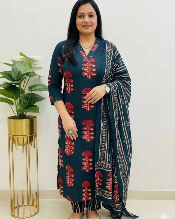 Blue Cotton Printed Kurti Dupatta Pant Set