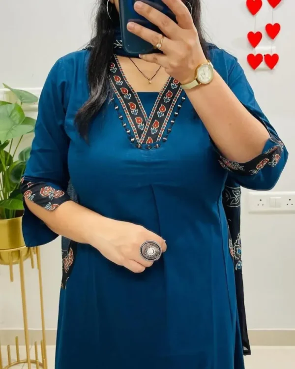 Printed Pure Cotton Salwar Suit Set Front