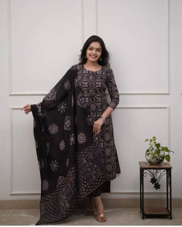 Black Cotton Printed Suit Set