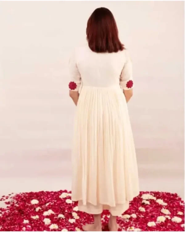 White Floral Embroidery Kurti With Pant Set​