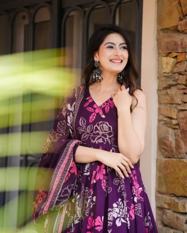 Cotton Full Flared Anarkali Suit Set​ Front