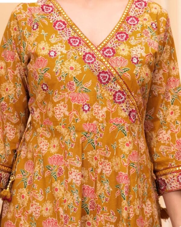 Floral Print Anarkali Suit Set (2)