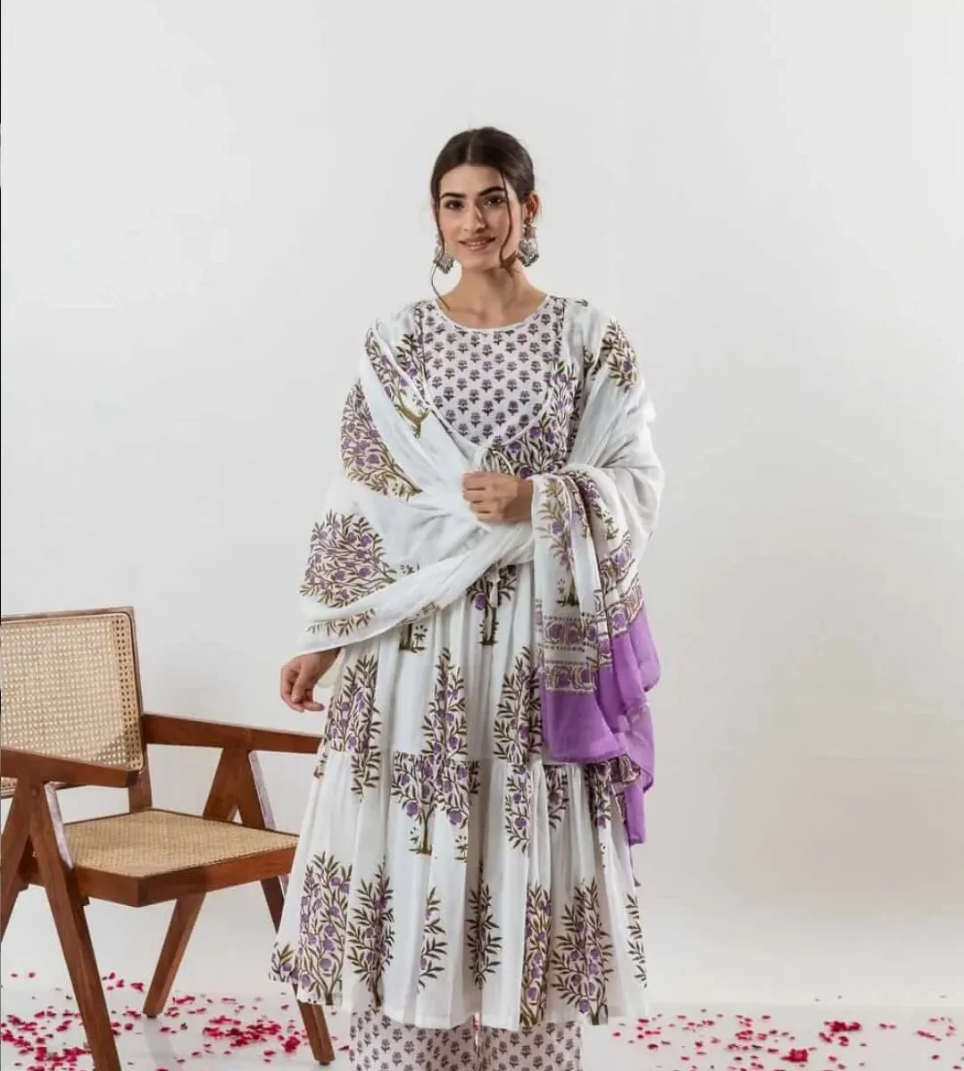 Printed White Kurti Set With Dupatta Set