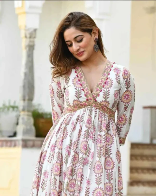 Cotton White Floral Kurti Pant Set