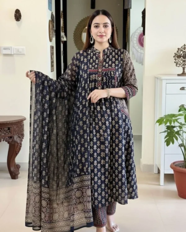 Cotton Kurti Pant Dupatta Party Wear Set