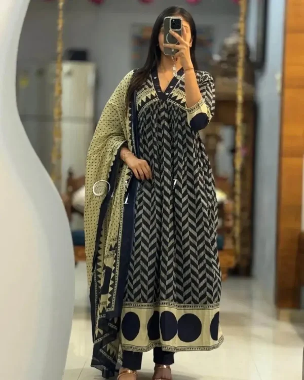 Printed Black Cotton Suit Set