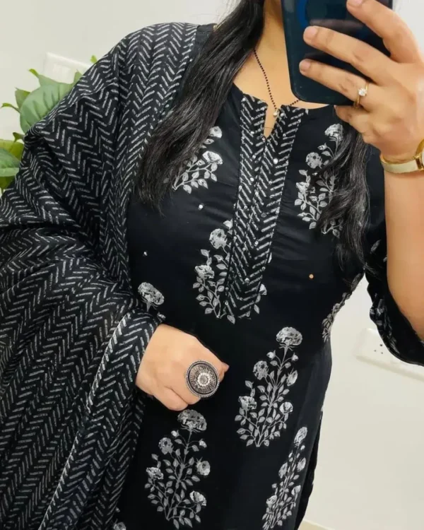 Printed Cotton Black Kurti Pant Dupatta Set Front