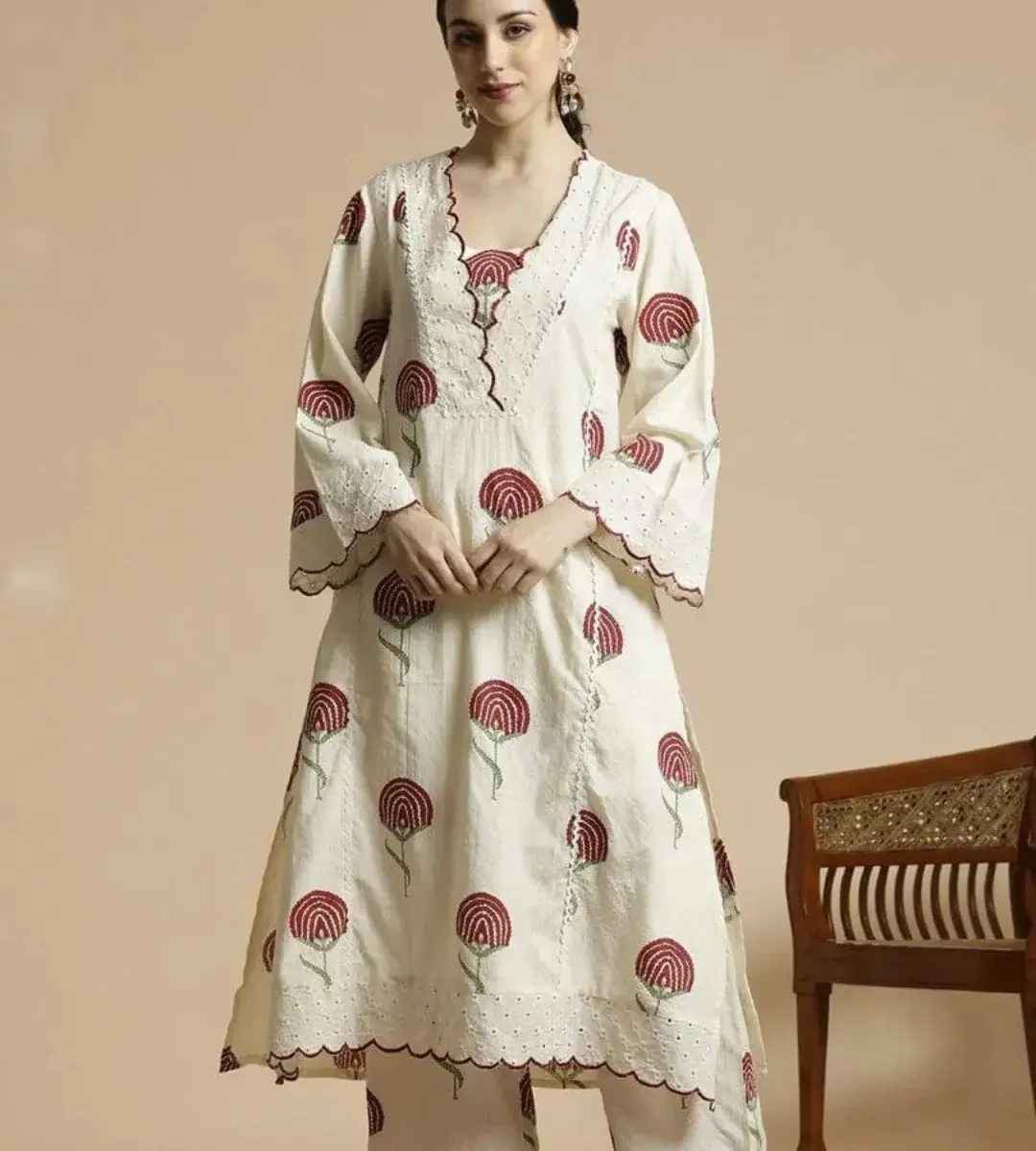 White Color Cotton Printed Kurti Pant Set