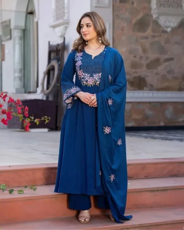 Elegant Mal Cotton Kurti Pant Dupatta  Set