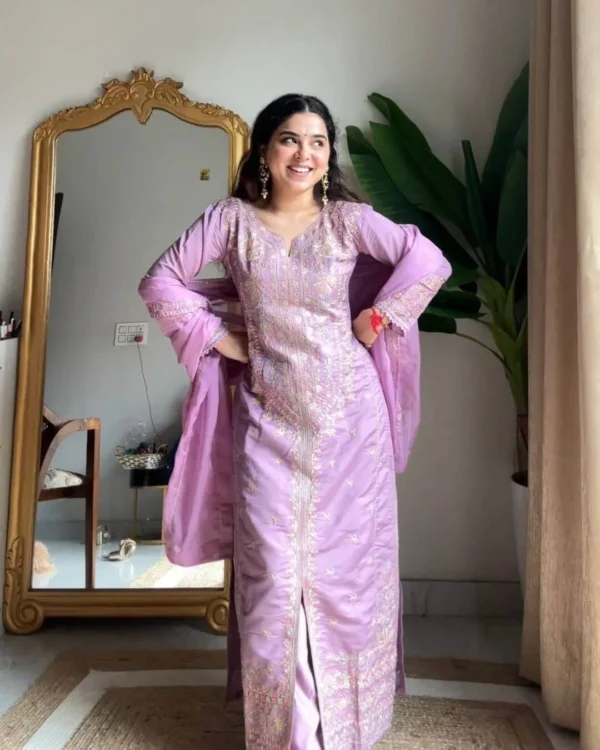 Elegant Roman Silk Embroidered Suit Set