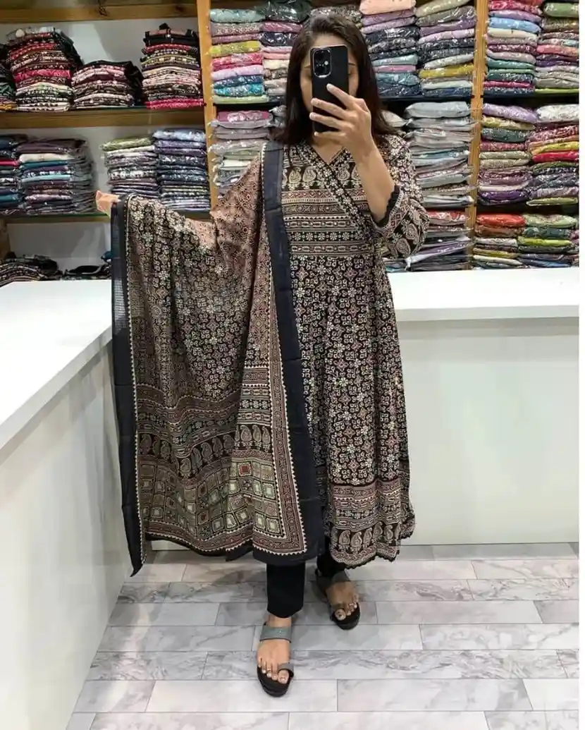 Black Cotton Paisley Print Cotton Suit Set