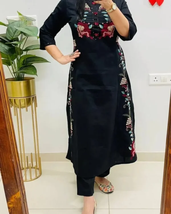 Black Cotton Slub Printed Kurti Pant Set
