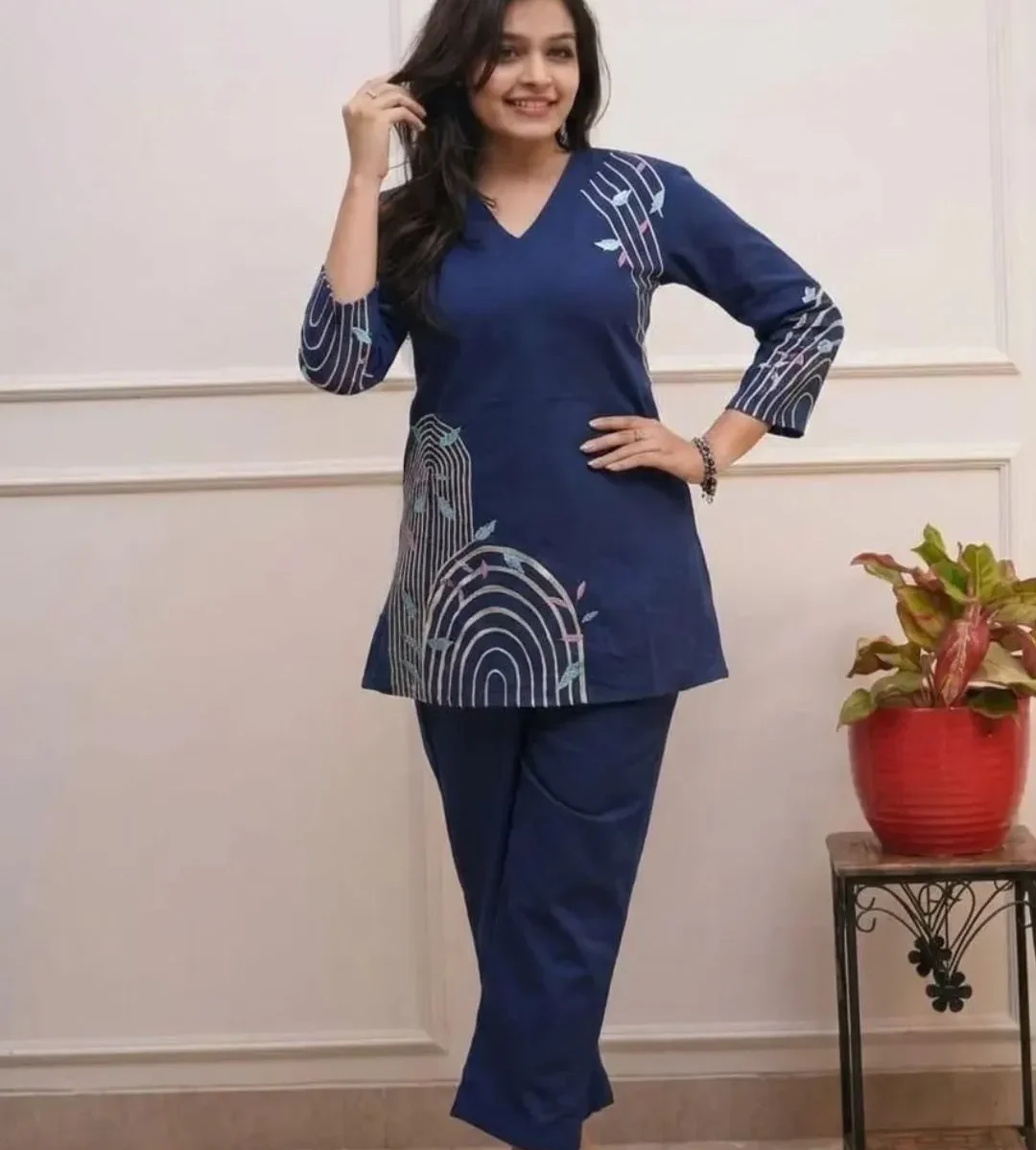 Blue Floral Kurti With Pant