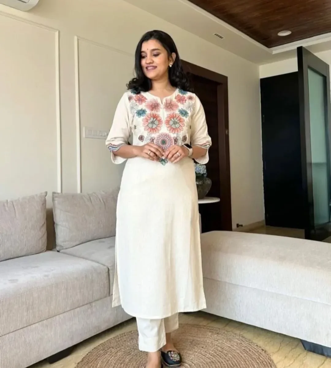 Cotton Flex White Sleeveless Kurti Pant Set