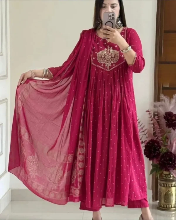 Rani Pink Floral Print Kurti Pant With Dupatta