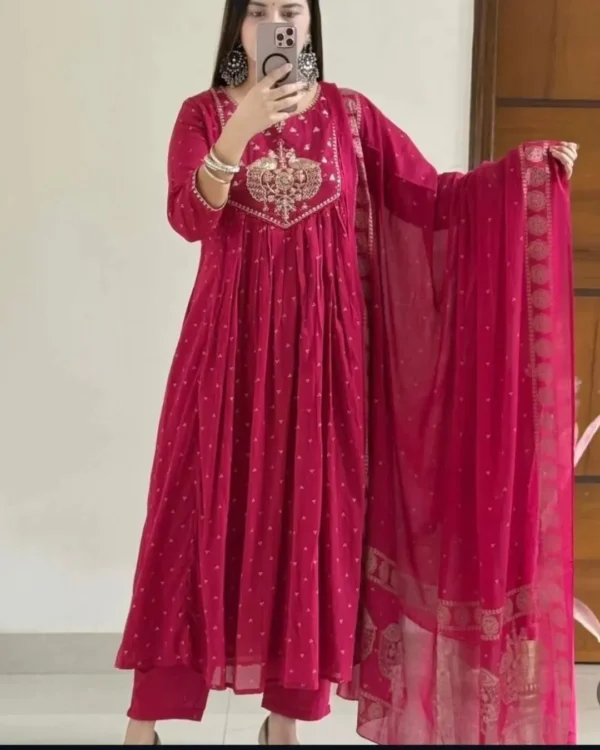 Rani Pink Floral Print Kurti Pant With Dupatta