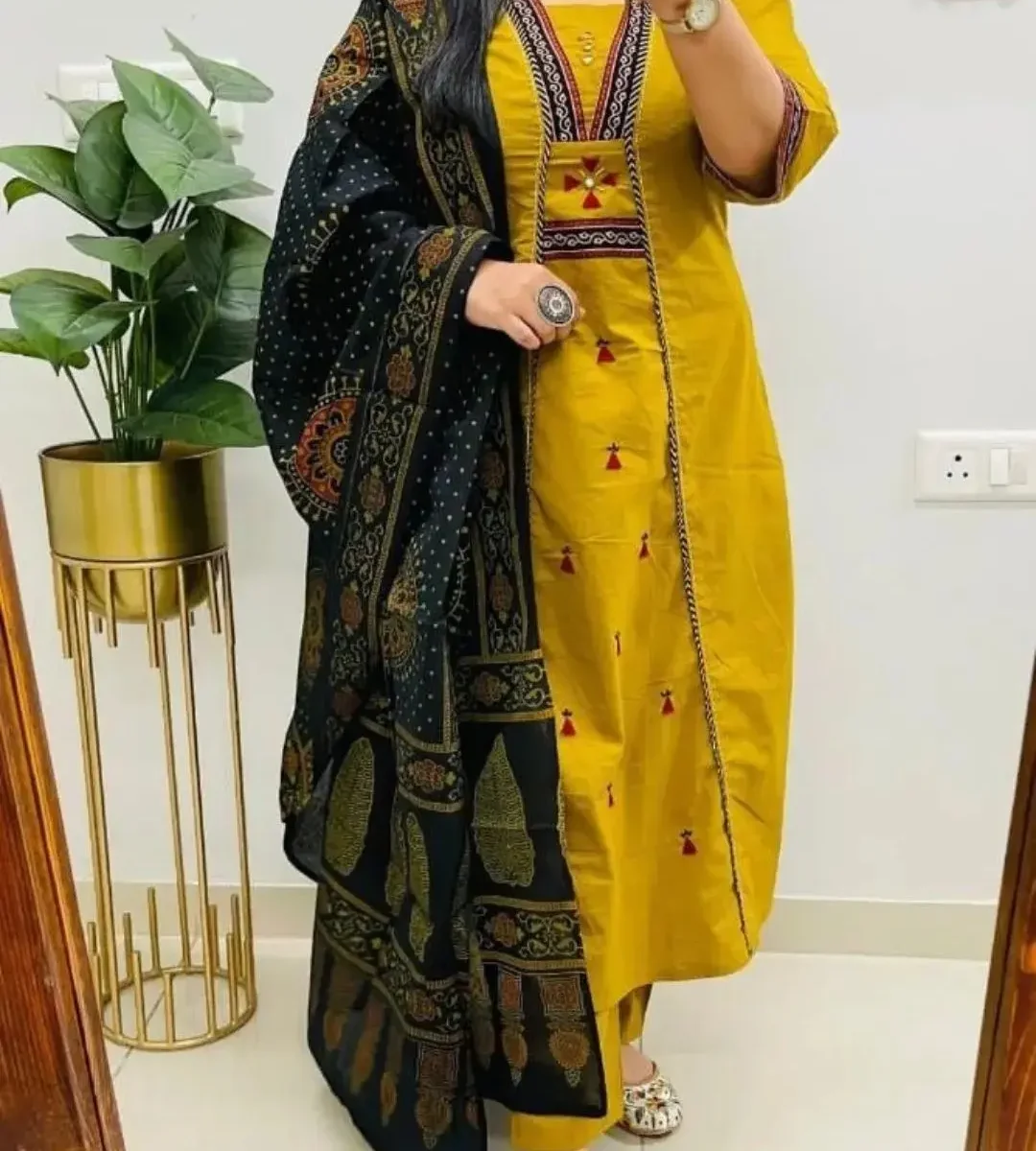 Cotton Yellow Kurti Pant With Black Dupatta