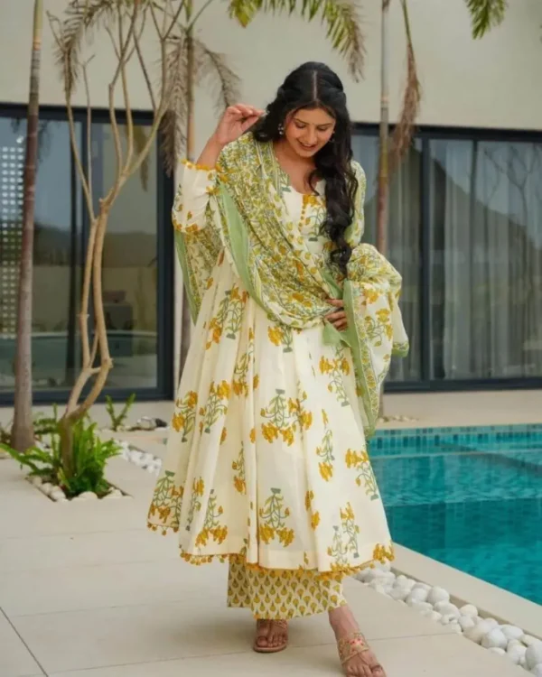 Floral Print Anarkali Suit Set 