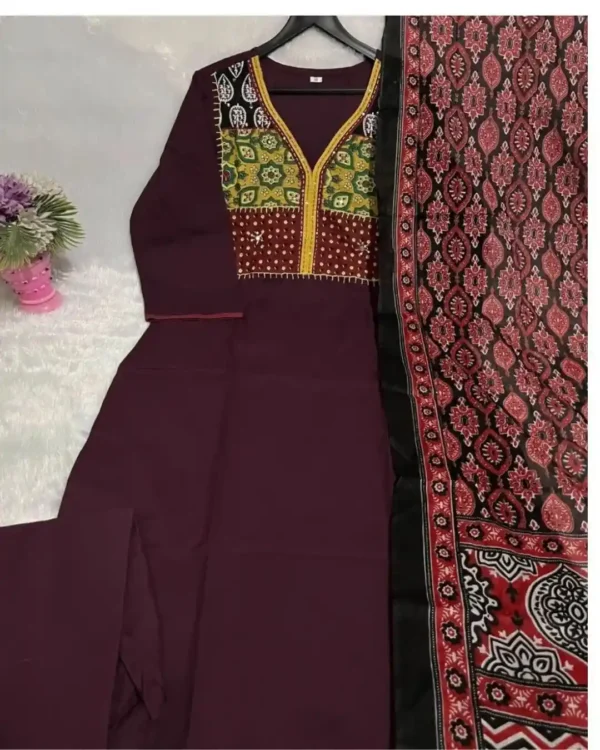 Floral Printed Cotton Kurti Pant Dupatta Set