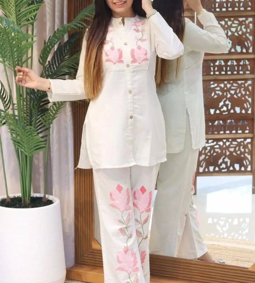 Floral White Printed Kurti Pant Set
