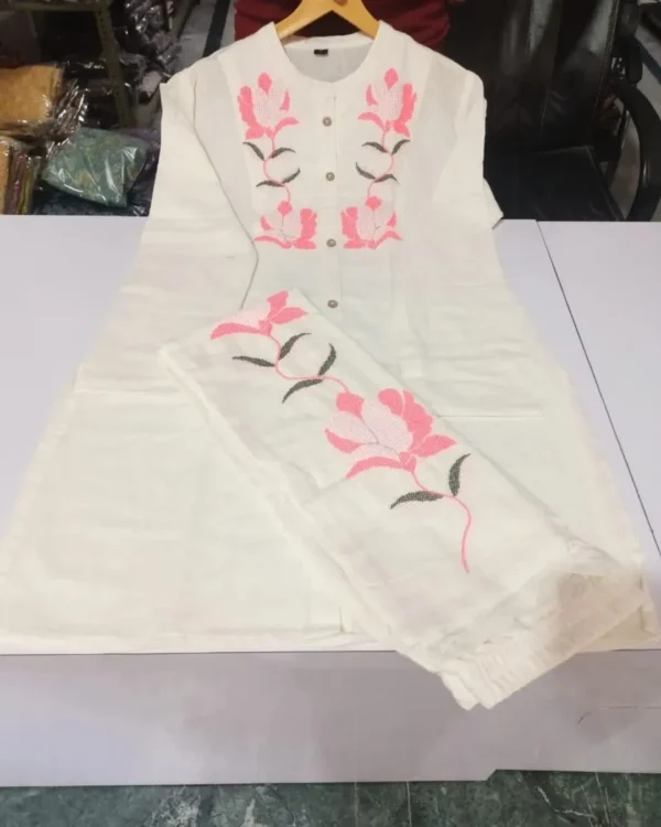 Floral White Printed Kurti Pant Set