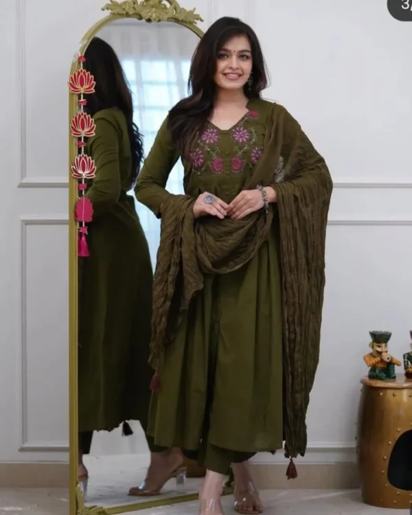 Green Cotton Kurti Pant Dupatta Set