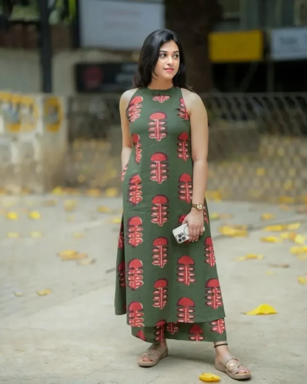 Green Cotton Sleeveless Kurti Pant Set